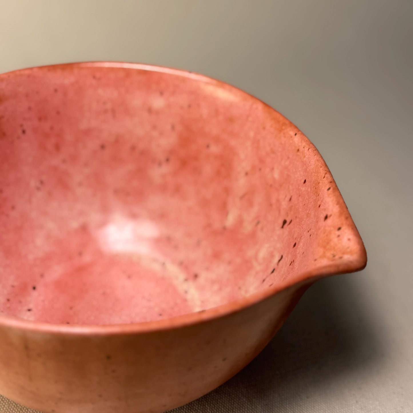 Handmade Pink Matcha Set – Ceramic Chawan Bowl & Whisk Holder | Japanese Tea Ceremony Pottery