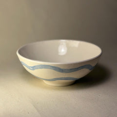 Wavy Ceramic Bowl – Organic Handmade Pottery with Flowing Rim – Sculptural Decorative Bowl
